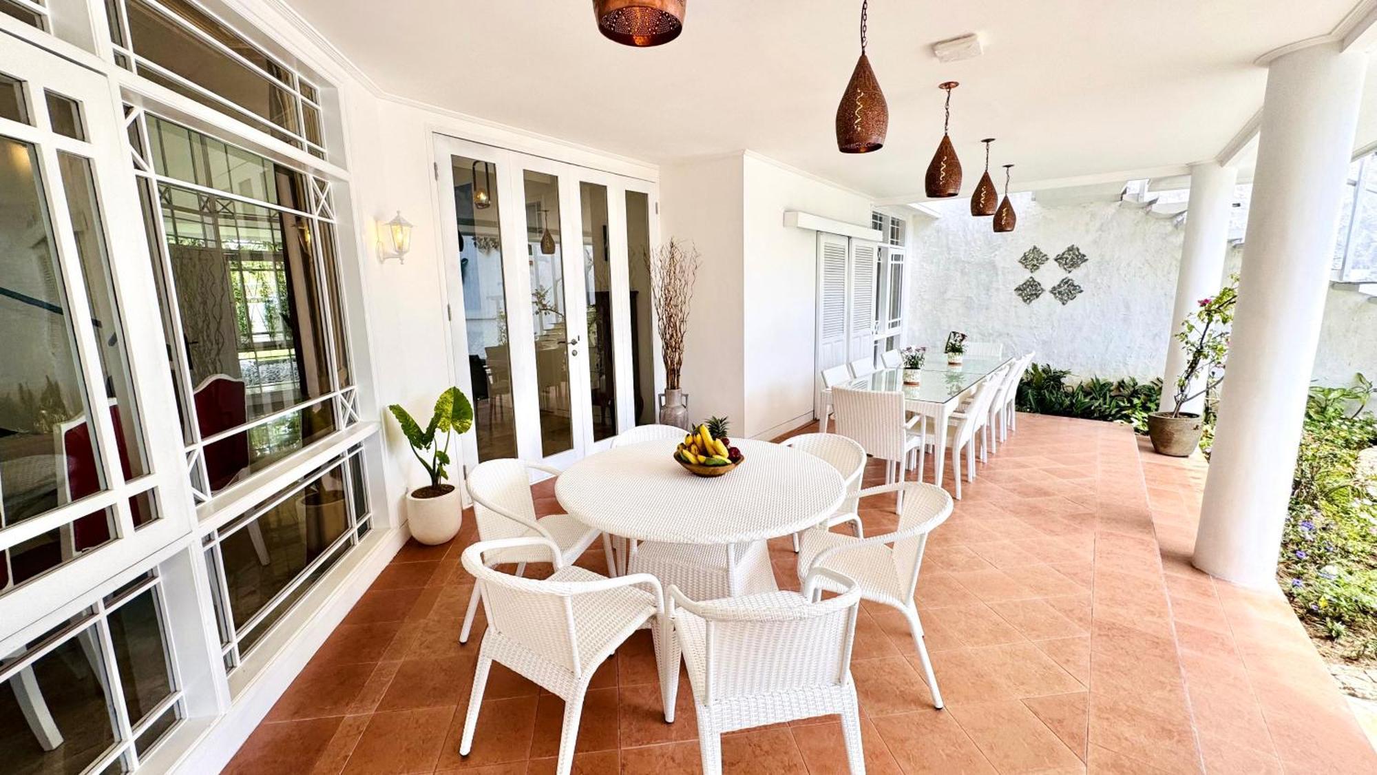 Emerald Luxury & Comfort In Villa Nusa Dua (Bali)